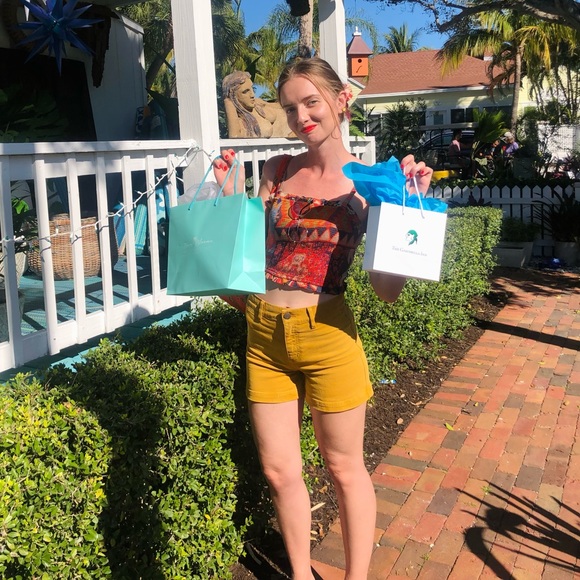 ☆ Meet Ambassador Ana ☆ - Picture 2 of 3